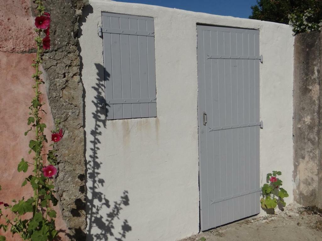 Maison Retaise Pres De La Plage Saint-Clement-des-Baleines ภายนอก รูปภาพ
